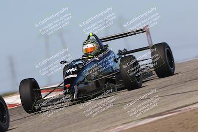 media/Oct-26-2025-CalClub SCCA (Sun) [[8ce1e69566]]/Group 3/Grapevine/